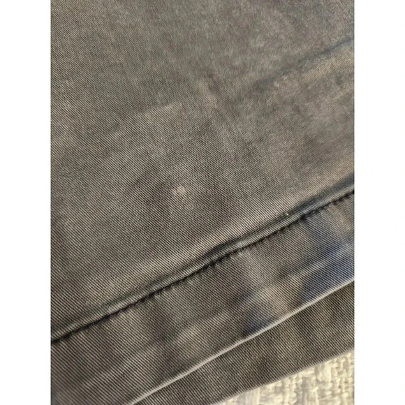 Goodthreads Women's 3.5" Chino Shorts - Picture 12 of 12